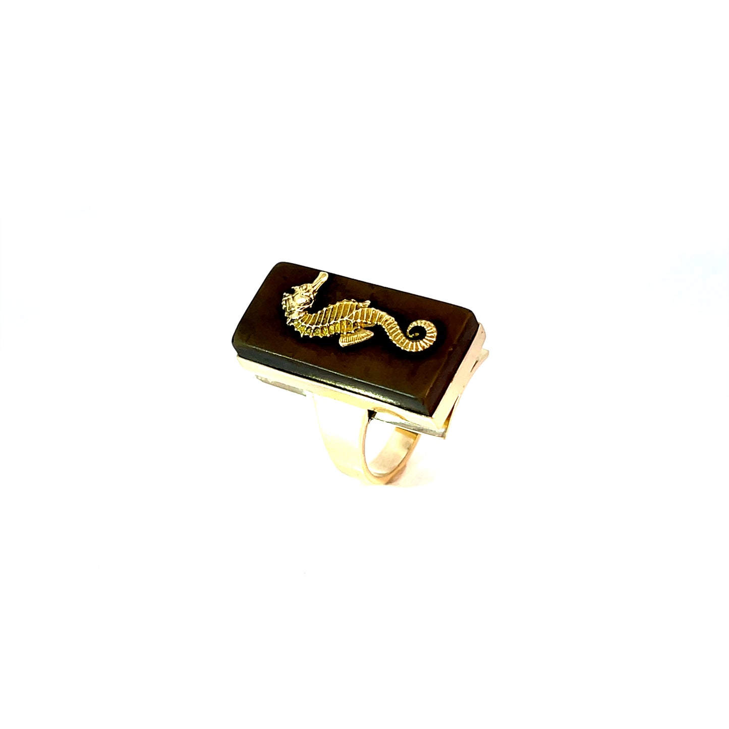 Ring Gelbgold 585 / 14 Karat Farbst. Nr. 6576