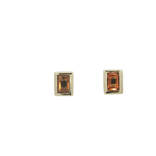 P. Ohrstecker Gelbgold 333 / 8 Karat L:8,2 mm Nr. 6896