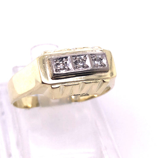 Ring Gold 585 / 14k mit 3 Diamanten